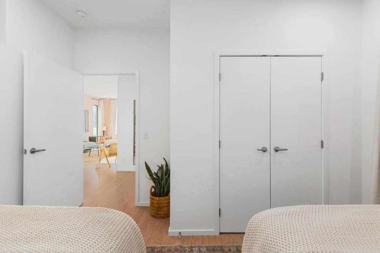 Penthouse With Patio Walk To Downtown 3 Bedrooms 5 Beds Nashville Zewnętrze zdjęcie